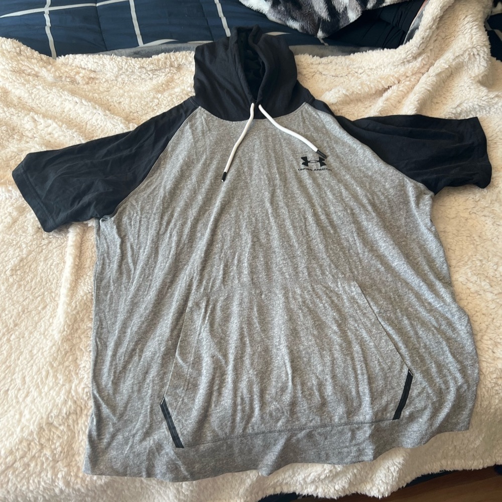 Under armour short sleeve hoodie